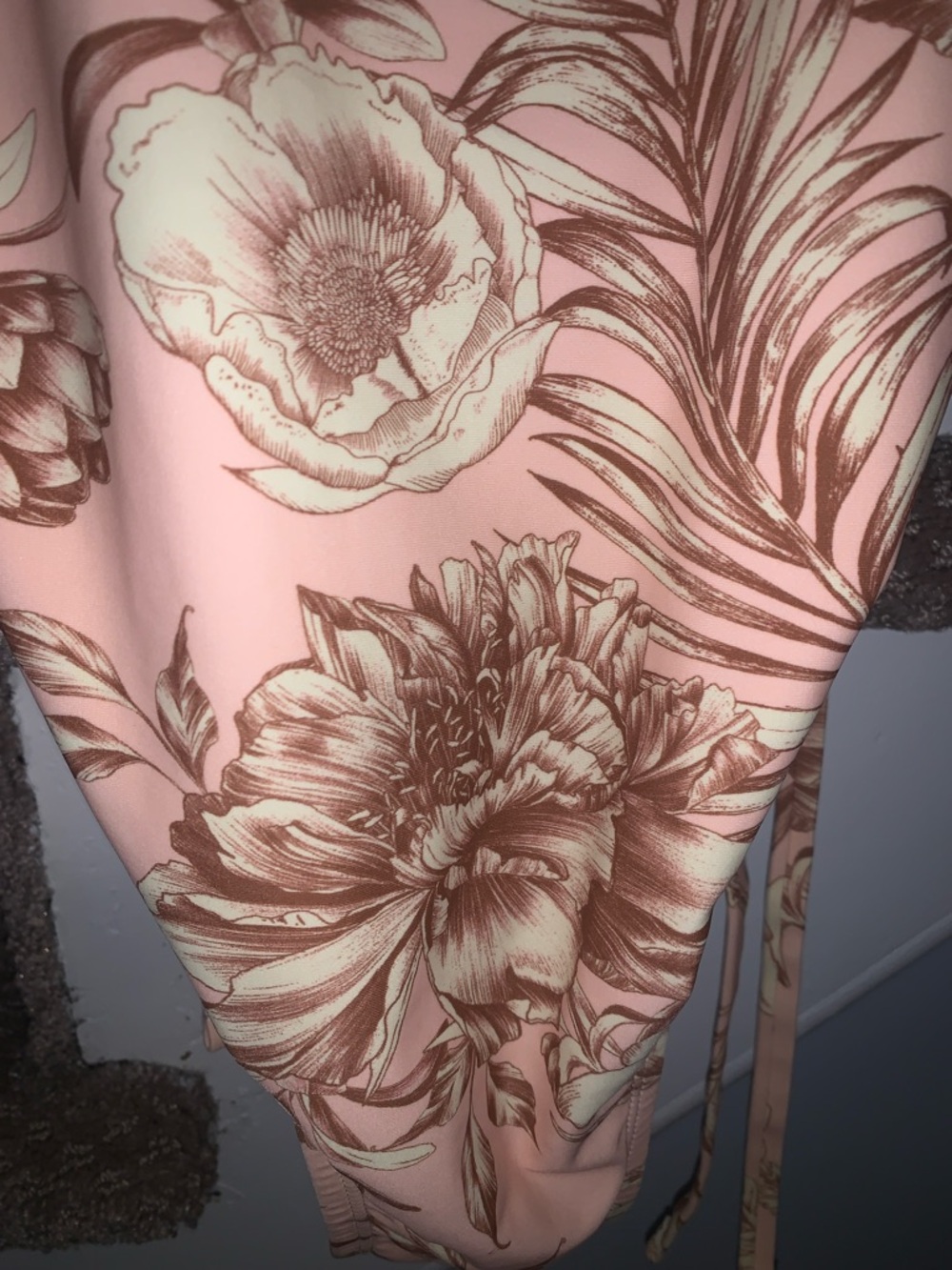 ⭐️ NEW-Floral One Piece Swimsuit - Peach and Cream
With built in bra - Picture 8 of 12